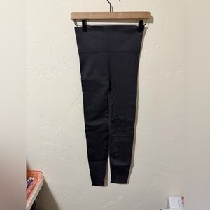 SPANX Black Look-at-Me Leggings